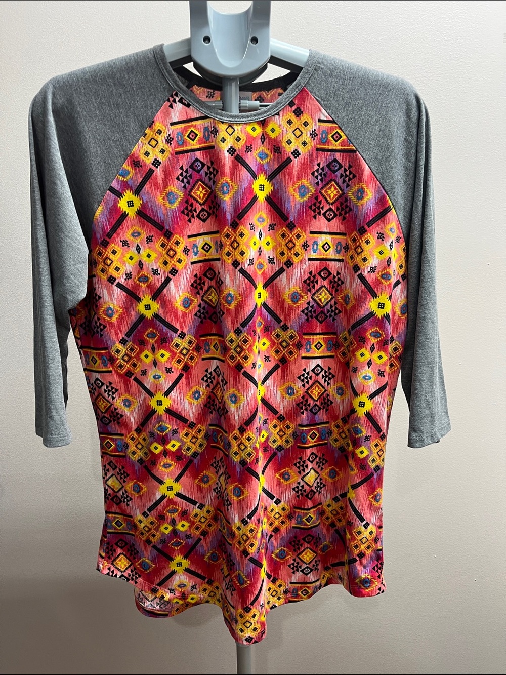 LuLaRoe Multicolor Aztec Raglan Top - Gray Sleeves